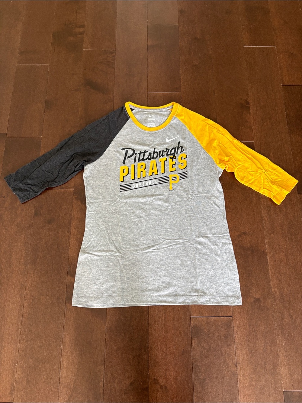 Nike Pittsburgh Pirates Raglan Tee - Gray, Black & Yellow